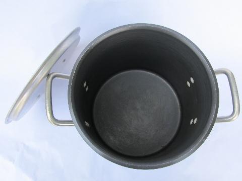 photo of heavy professional chef's grade stockpot, Commercial Aluminum pot #2