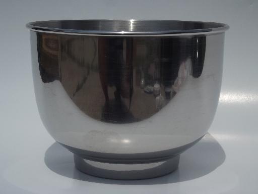 photo of heavy stainless steel bowls marked for vintage Sunbeam mixmaster mixer #3