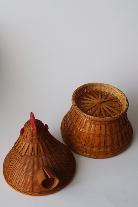 photo of hen on nest chicken shaped covered basket, vintage handwoven bamboo egg basket  #5