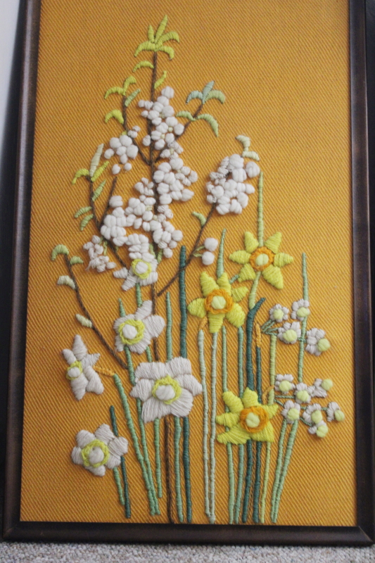 photo of hippie vintage crewel embroidery pictures, framed wall art yarn embroidered flowers #8