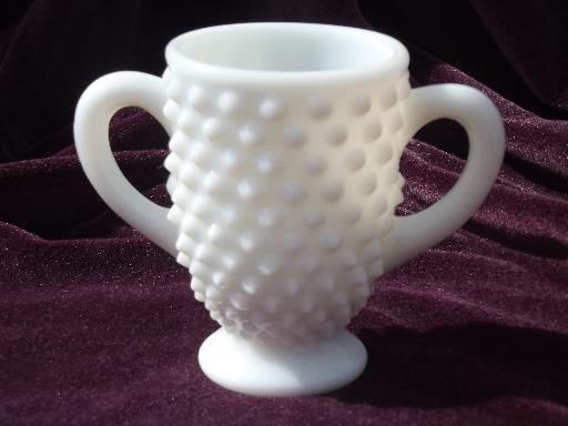 photo of hobnail milk glass creamer and sugar set, vintage Fenton or L E Smith? #3