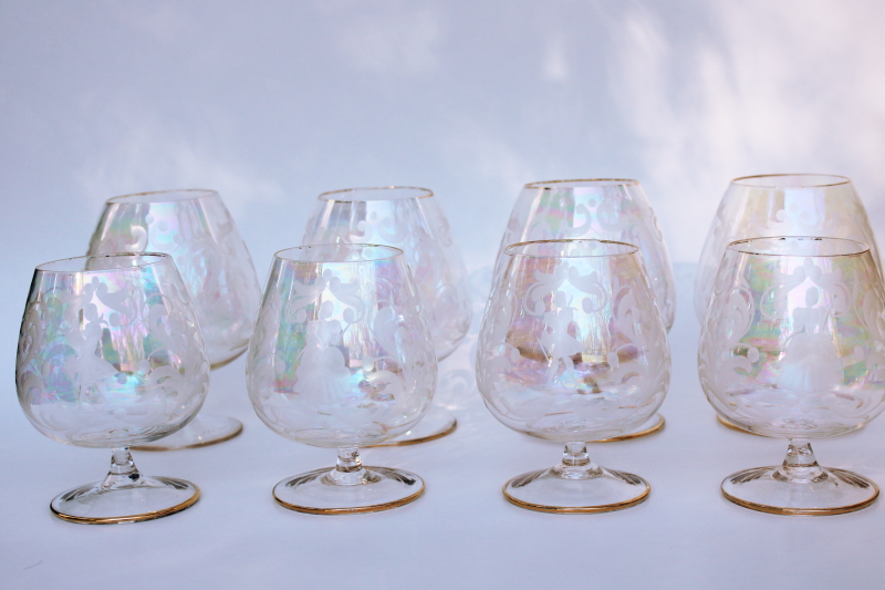 photo of hollywood regency vintage glasses, iridescent luster etched glass colonial couple  #1