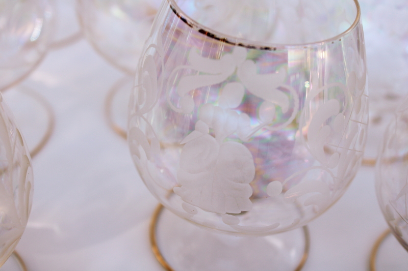 photo of hollywood regency vintage glasses, iridescent luster etched glass colonial couple  #2