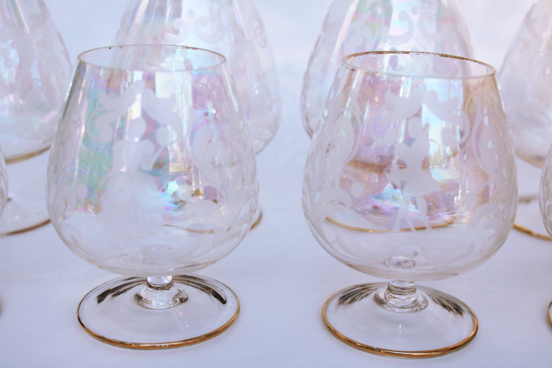 photo of hollywood regency vintage glasses, iridescent luster etched glass colonial couple  #4
