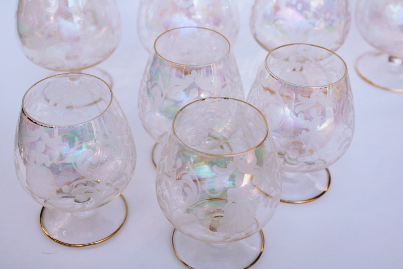 photo of hollywood regency vintage glasses, iridescent luster etched glass colonial couple  #9