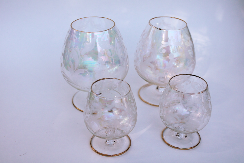 photo of hollywood regency vintage glasses, iridescent luster etched glass colonial couple  #1