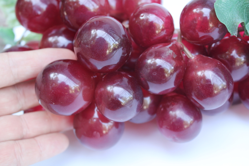 photo of huge bunch of red grapes, vintage rubbery plastic grapes faux fruit, each grape over one inch across  #4