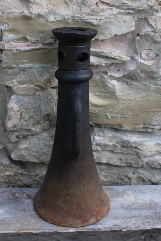 photo of huge cast iron house jack heavy industrial screw type bottle jack #4