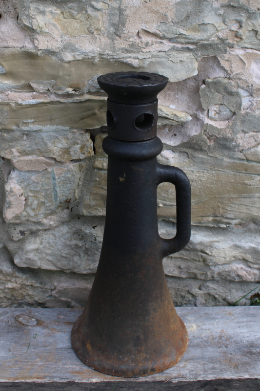 photo of huge cast iron house jack heavy industrial screw type bottle jack #5