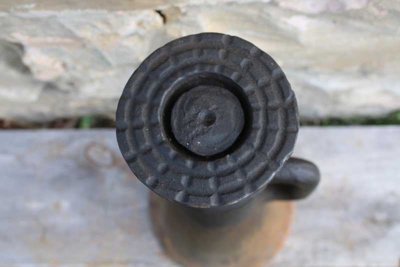 photo of huge cast iron house jack heavy industrial screw type bottle jack #6