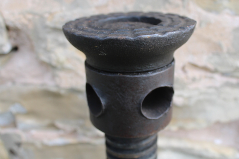 photo of huge cast iron house jack heavy industrial screw type bottle jack #10