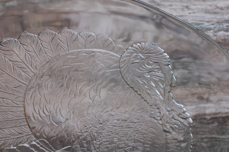 photo of huge clear glass platter w/ turkey design, oval serving tray vintage Thanksgiving platter #2