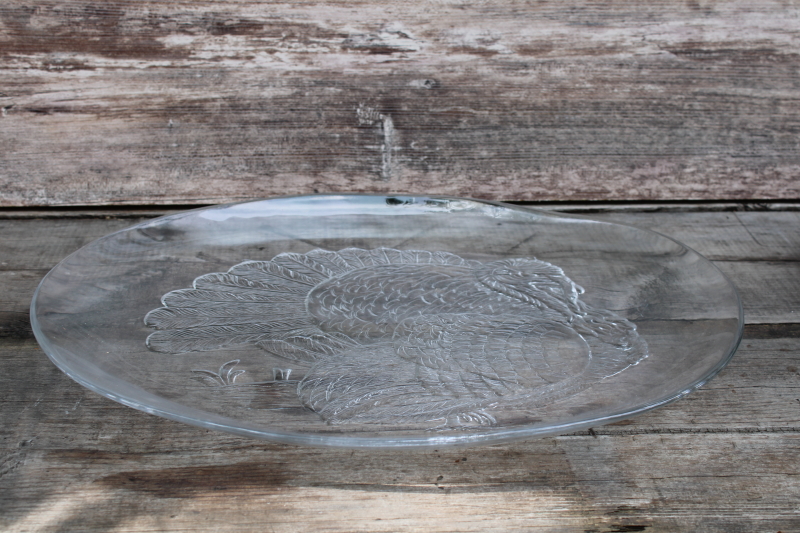 photo of huge clear glass platter w/ turkey design, oval serving tray vintage Thanksgiving platter #3