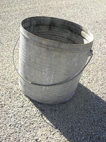 photo of huge galvanized metal wash bucket for kitchen or laundry, primitive old patina #1