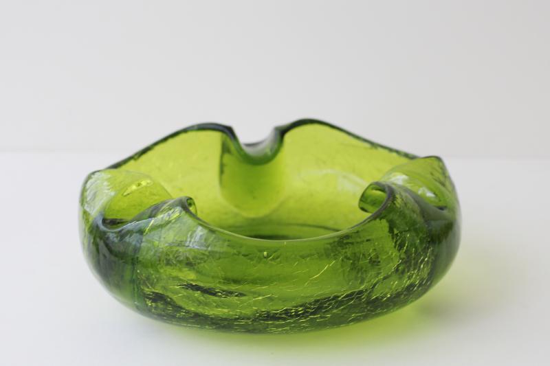 photo of huge heavy crackle glass ashtray, mid-century mod vintage Blenko art glass lime green #4