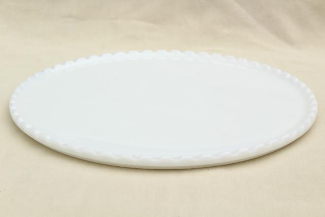 photo of huge heavy round milk glass plateau, vitrolite tray for dental/medical instruments #3