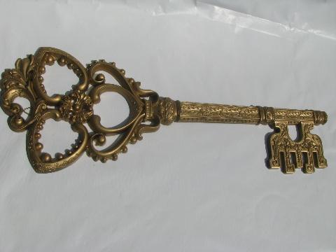photo of huge keys vintage ornate gold plastic retro key shape wall art plaques #2
