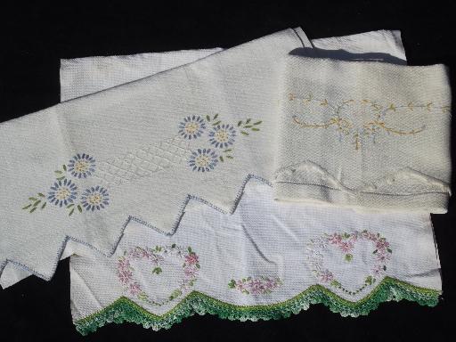 photo of huge lot 20 vintage cotton and linen towels w/ embroidery and crochet lace #2