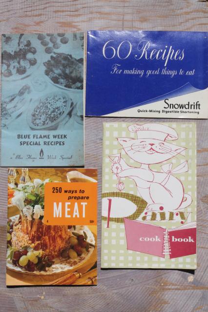 photo of huge lot 50+ vintage cookbooks 1930s to 70s, retro meals & advertising recipe booklets #15