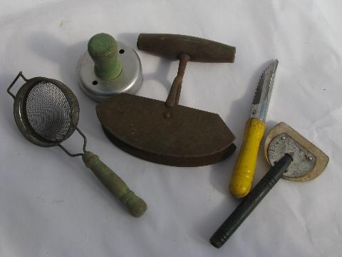 photo of huge lot fixer-upper junk vintage kitchen tools & utensils, old wood handles #5