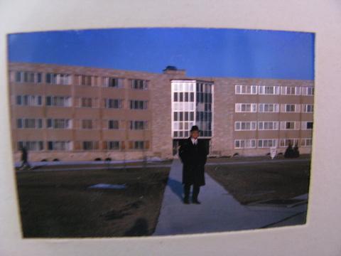 photo of huge lot of 140 assorted 1960s and 1970s vintage 35mm photo slides, people, buildings, cars etc #8