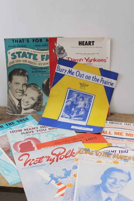 photo of huge lot of 150 pieces vintage sheet music 1930s 40s 50s great cover art graphics  #3