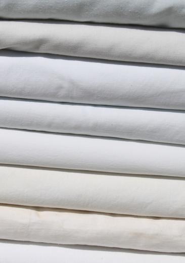 photo of huge lot of plain white cotton bedsheets, flat bed sheets, vintage bedding #3