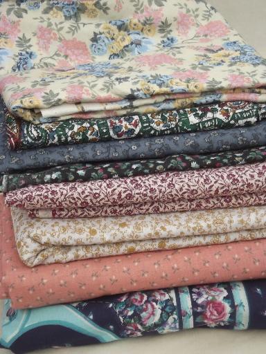 photo of huge lot retro bed sheet style floral prints cotton & blend print fabric #5