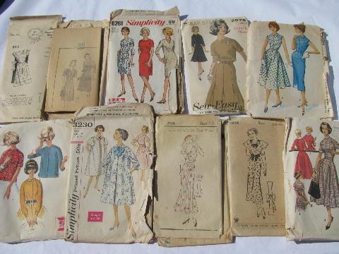 photo of huge lot vintage 30s, 40s, 50s, 60s sewing patterns, dresses & lingerie #2