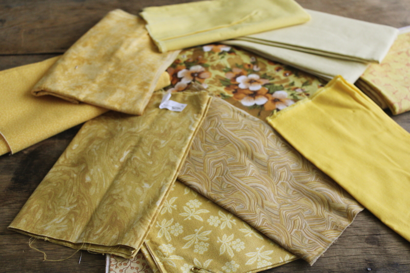 photo of  huge lot vintage cotton quilting fabric, yellow & gold colors calico florals & prints  #2