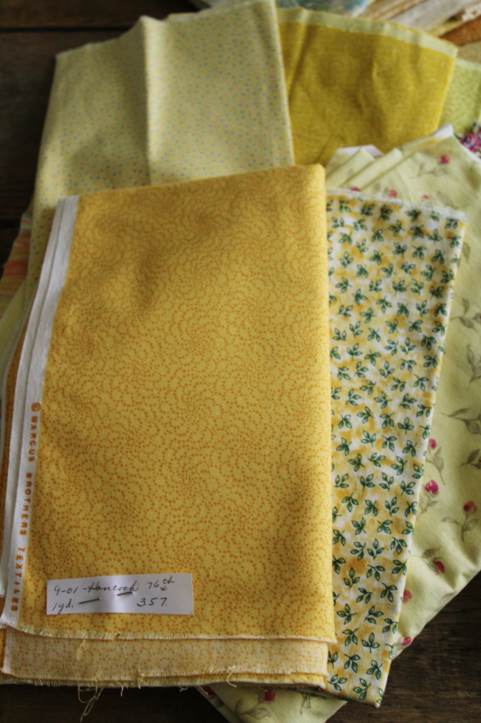 photo of  huge lot vintage cotton quilting fabric, yellow & gold colors calico florals & prints  #6