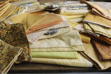  huge lot vintage cotton quilting fabric, yellow & gold colors calico florals & prints 