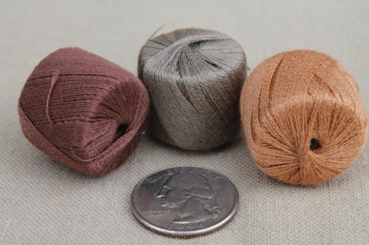 photo of huge lot vintage darning / mending cotton thread in natural colors, 36 spools #3