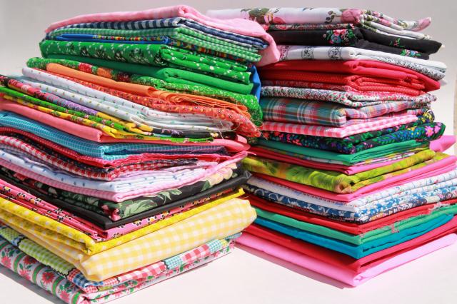 photo of huge lot vintage fabric, retro prints & solid colors for sewing, quilting, crafts #1