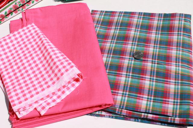 photo of huge lot vintage fabric, retro prints & solid colors for sewing, quilting, crafts #8