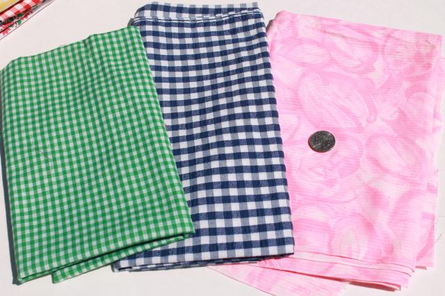 photo of huge lot vintage fabric, retro prints & solid colors for sewing, quilting, crafts #12