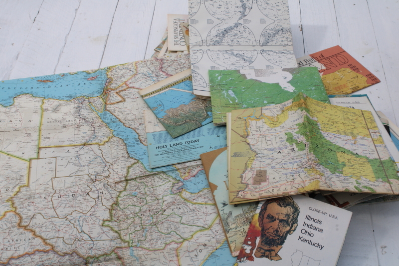 photo of huge lot vintage maps, nearly 100 old National Geographic magazine maps for framing, craft paper projects #4