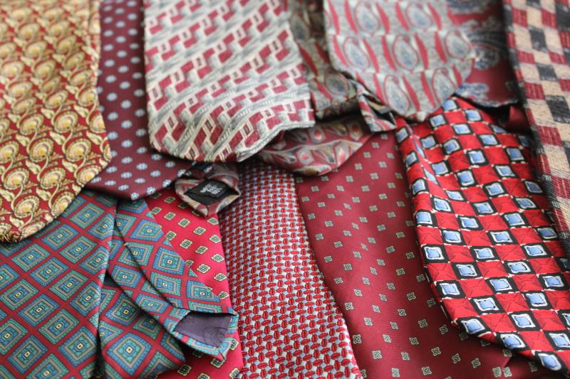 photo of huge lot vintage neckties, silk ties for upcycle projects, crafts, sewing fabric #4