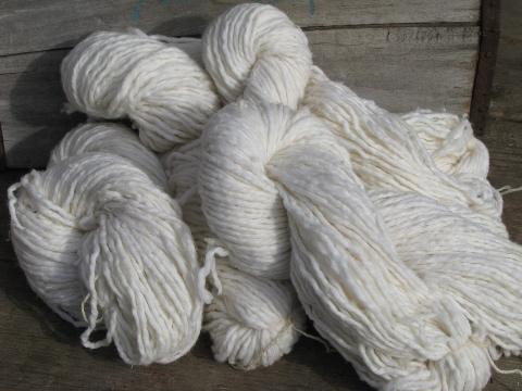 photo of huge lot white and cream aran color yarn, assorted yarns homespun texture #3