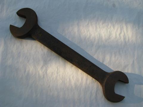 photo of huge old Armstrong Tool Strong Arm bridge building/engineer wrench 2'' & 2-3/16'' #1