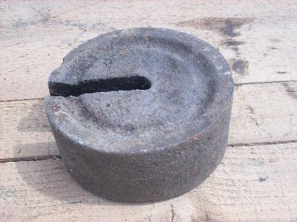 photo of huge old cast iron platform farm scale weight, 22 pounds! #1