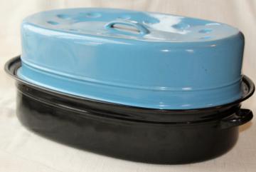 catalog photo of huge old granite enamelware roasting pan, vintage turkey roaster w/ blue enamel cover