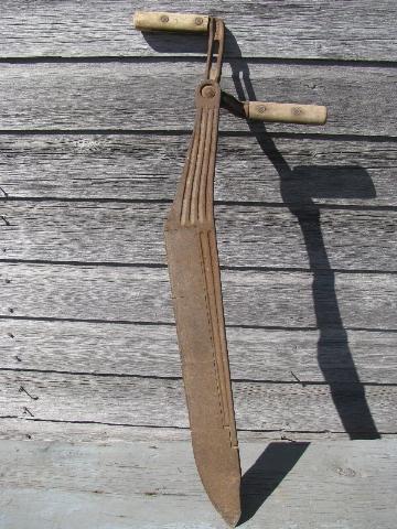 photo of huge old hay knife, long blade for hand-mowing, antique farm primitive tool #4