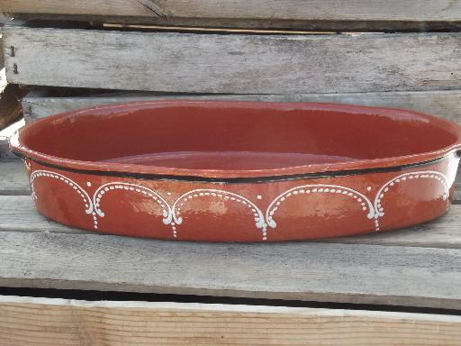 photo of huge oval gratin dish, vintage hand-painted terracotta pottery, E Alves Portugal #3