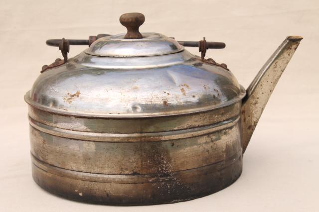 photo of huge six quart tea kettle, vintage Rochester teakettle w/ primitive bail wood handle #6