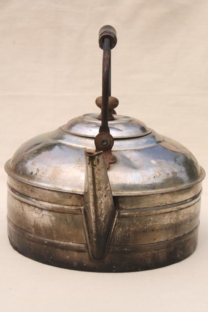 photo of huge six quart tea kettle, vintage Rochester teakettle w/ primitive bail wood handle #8