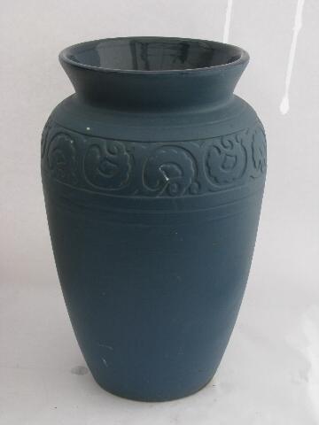 photo of huge vintage Monmouth art pottery urn, heavy floor vase or umbrella stand #1