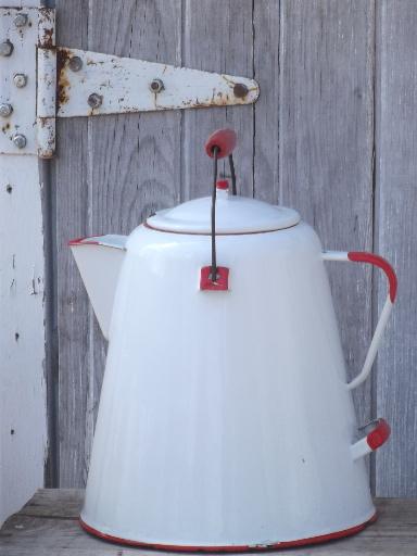 photo of huge vintage thresherman's coffee pot,  old farm kitchen graniteware  #1