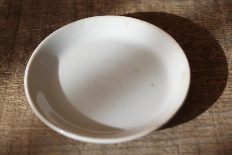 photo of individual butter pat plate, early 1900s vintage white ironstone J&G Meakin  #1