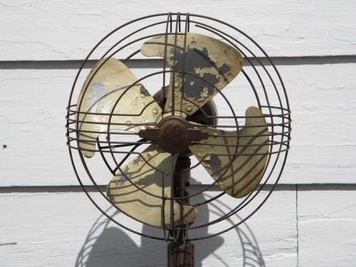 photo of industrial Art Deco vintage, machine-age adjustable floor fan, 1934 patent #2